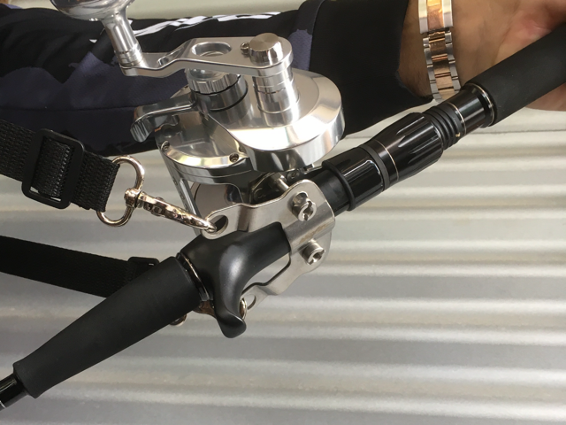 MAXEL OceanMax Reel Harness Clamp